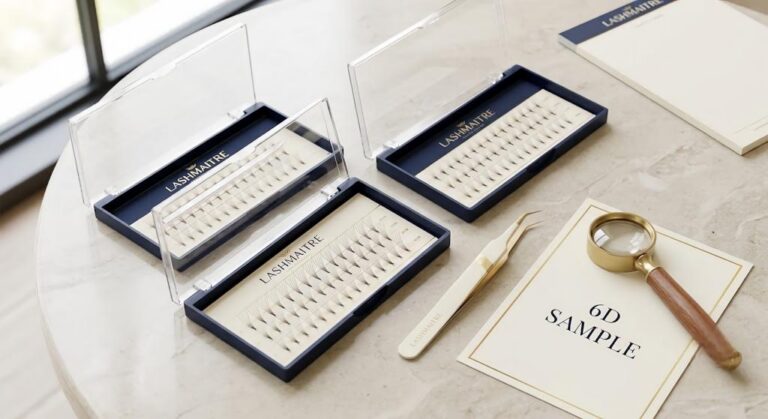 LASHMAITRE 6D premade lash fan trays with sample reference magnifier and inspection tools